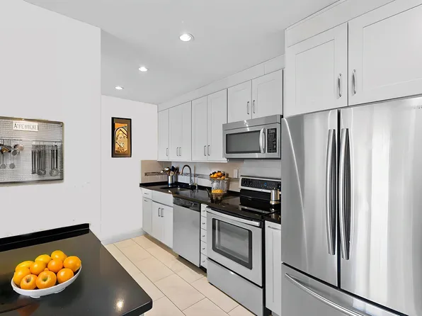 1 Greene Street image 5 of 40