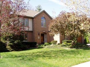 631 Big Rock Dr, Westerville, OH 43082