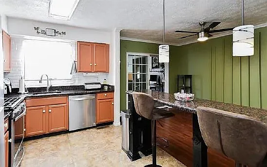 9509 Vermell Pl — Photo 13