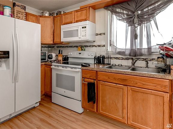 4th image of 5930 S Sheridan Ave