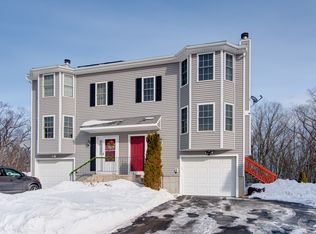 128 Ledgecrest Dr, Worcester, MA 01603