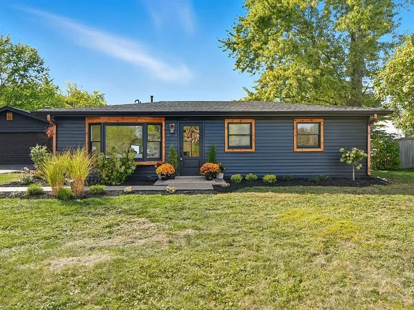 4770 Willow Rd, Zionsville, IN 46077