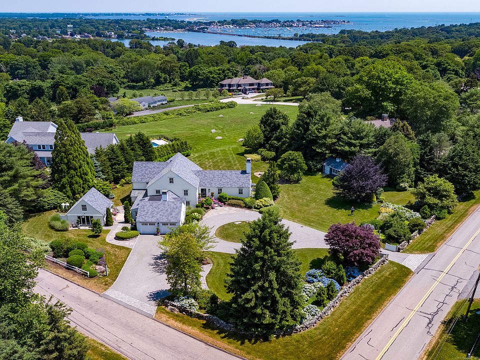 1st image of 86 Montauk Avenue