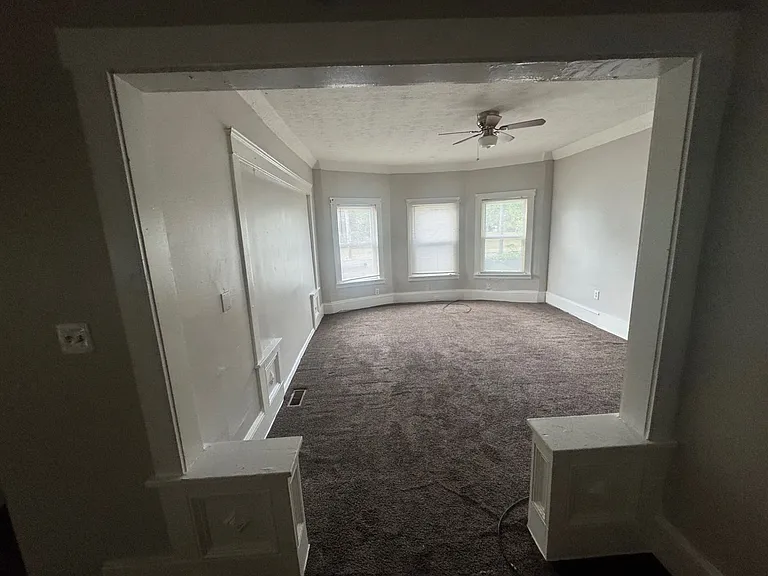 10808 St Clair Ave, Cleveland, OH 44108 — Photo 19