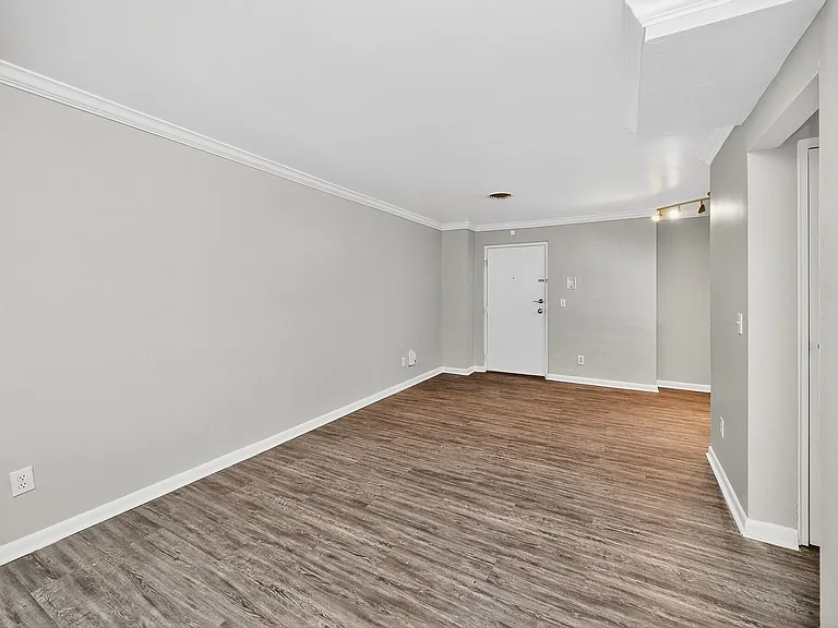 3336 Jefferson Ave #14 — Photo 9
