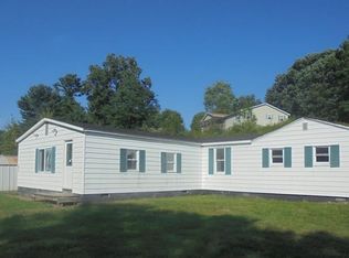389 1st St, Shady Spring, WV 25918