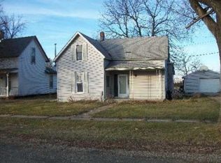 110 E North St, Pleasantville, IA 50225