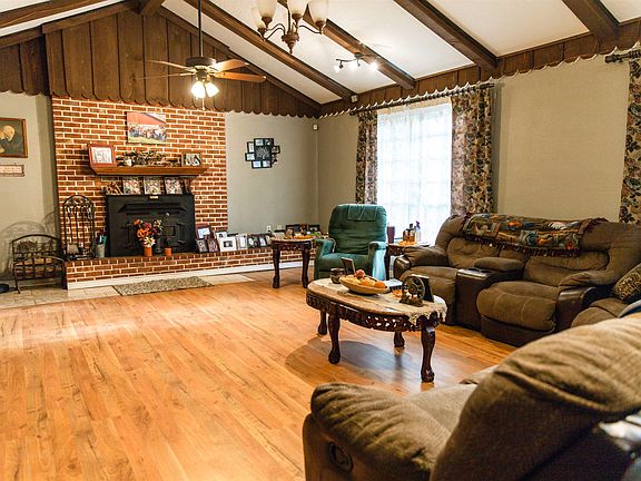 4th image of 920 Deer Cove Rd