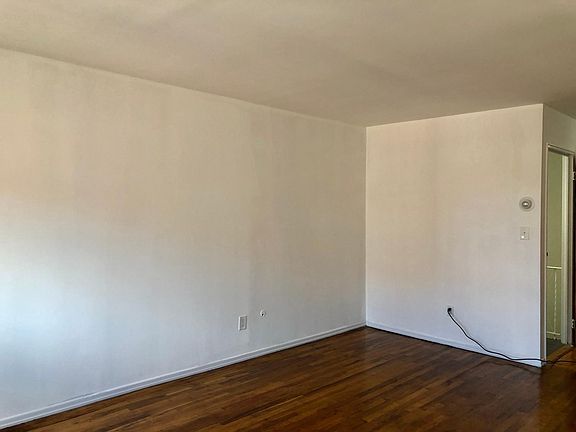 2nd image of 135-33 Coolidge Ave Floor 2