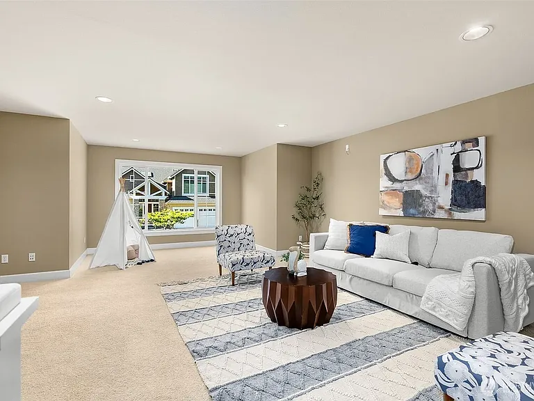 9545 NE Idel Weis Ct — Photo 4