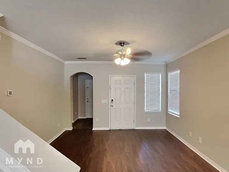 8131 Canterbury Lake Blvd — Photo 5