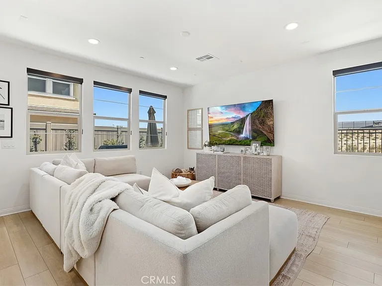 880 Cornelia Way Rancho — Photo 4