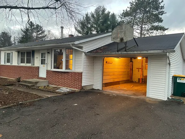 9219 Wagonwheel Dr, Nekoosa, WI 54457