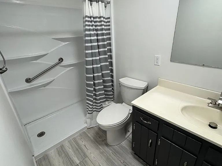 190 Croft Ave — Photo 21