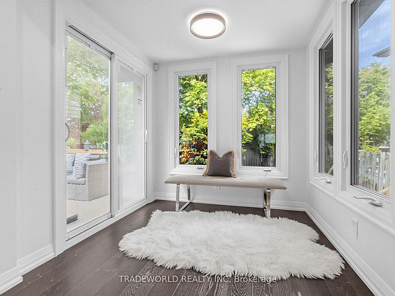 3rd image of 16 Ferrah St