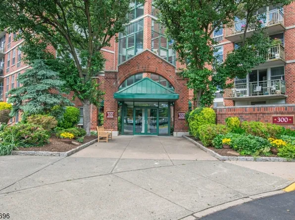 300 Main St #702, Little Falls Twp., NJ 07424