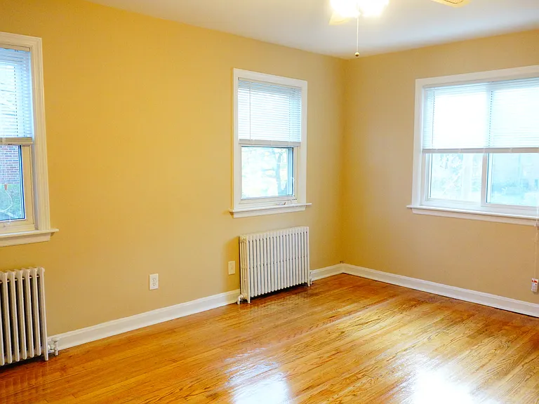 8203 Garland Ave — Photo 2