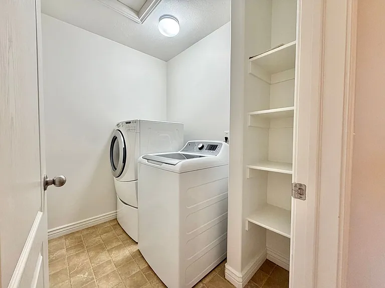 6712 S Bonham Ln — Photo 11