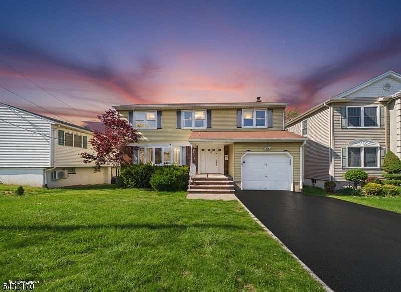 1st image of 50 Hepburn Rd