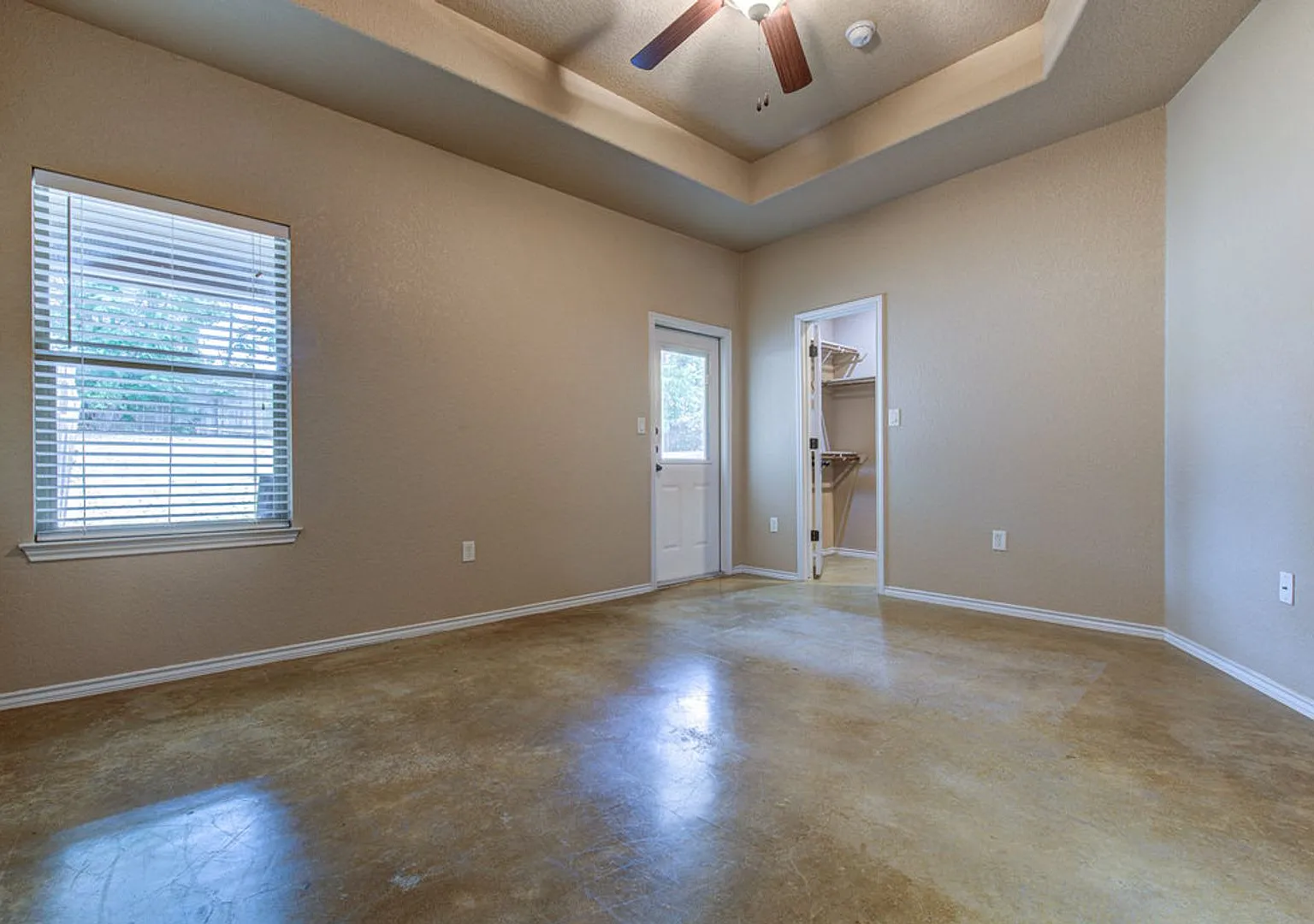 Nice 3 Bedroom Duplex located in New Braunfels! — Photo 2