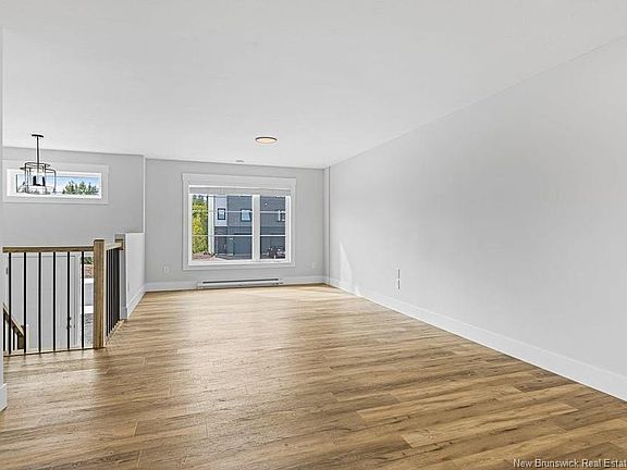 4th image of 479 Maplehurst Dr #473