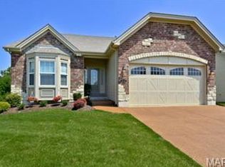 1542 Woodside Hills Dr, Saint Peters, MO 63376