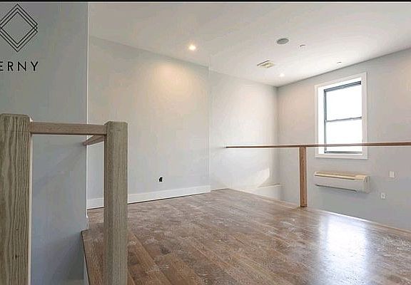 4th image of 543 Marcy Ave #4C