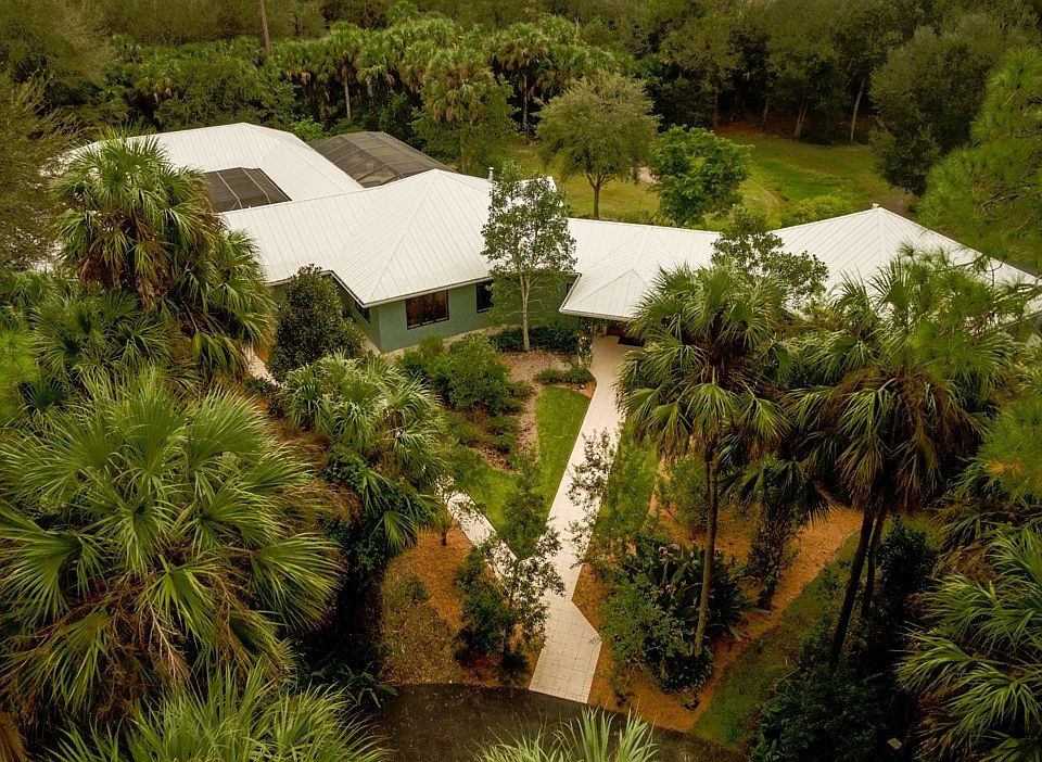 For Sale: 1825 Catawba St, Naples, FL 34120