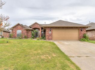 204 SW 132nd Pl, Oklahoma City, OK 73170
