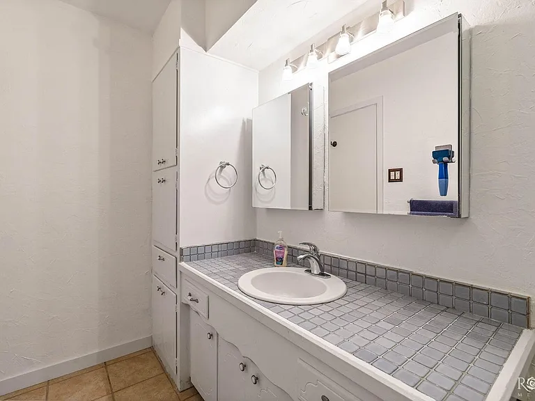 3108 Oak Forest Dr — Photo 22