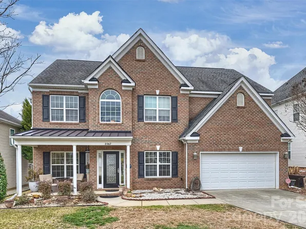2267 Laurens Dr, Concord, NC 28027