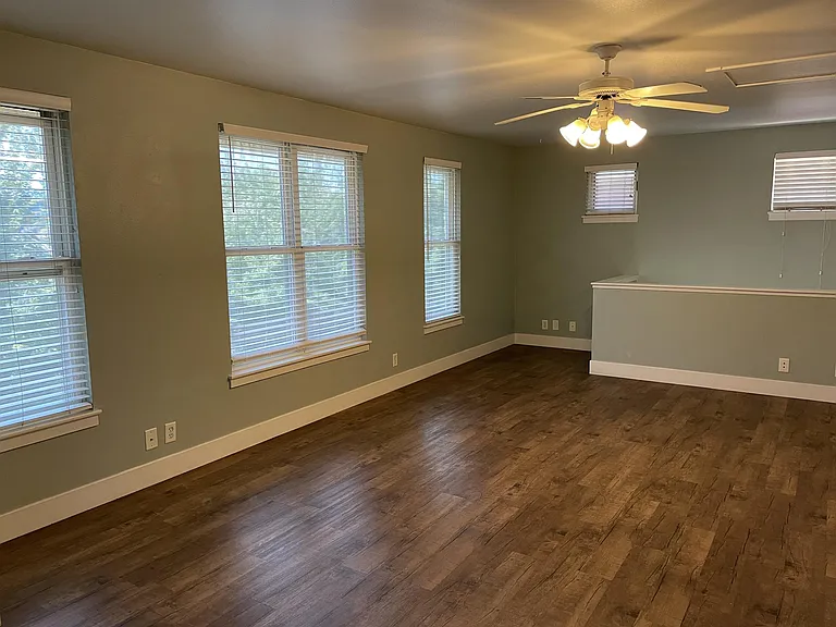 2402 McGie St #B — Photo 7