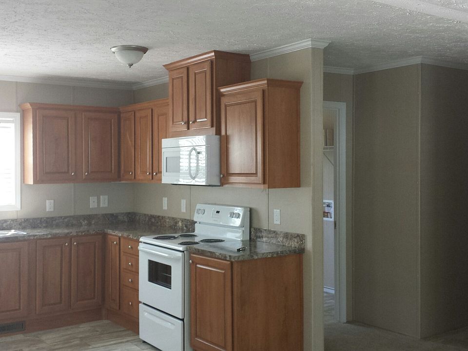 2nd image of 3045 Atlanta Cir