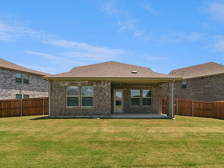 1414 Bridgestone Dr — Photo 24