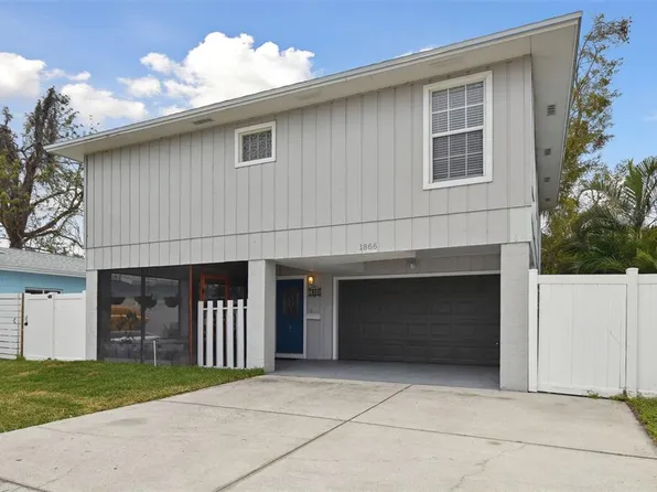 1866 Michigan Ave NE, Saint Petersburg, FL 33703
