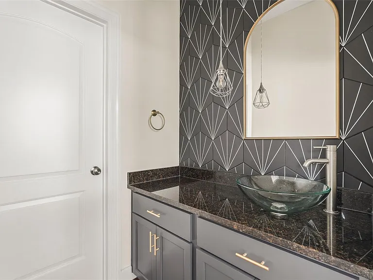 836 Garden Oaks Ter — Photo 11