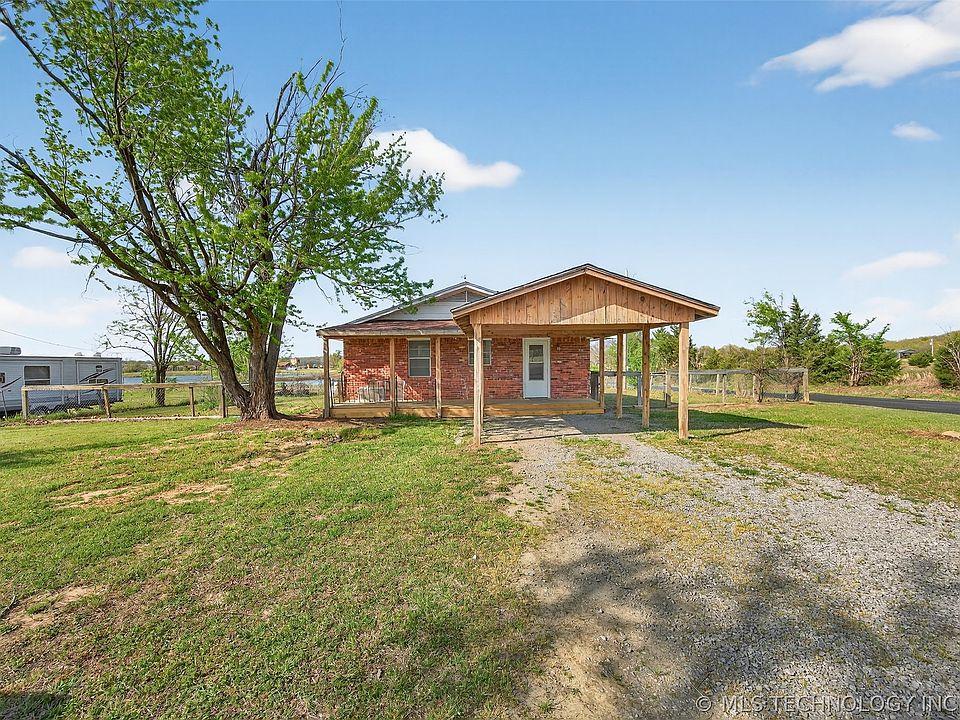 1st image of 10 Edwards Ln