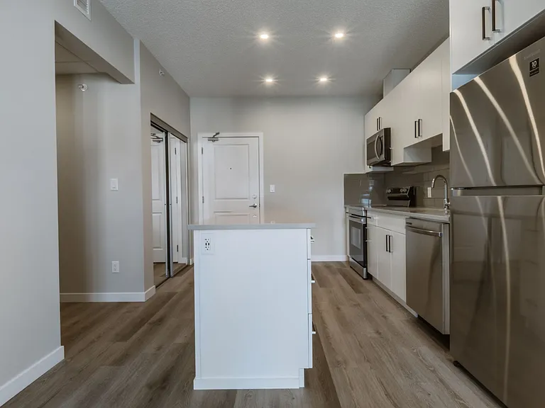 5530 Schonsee Dr NW — Photo 32
