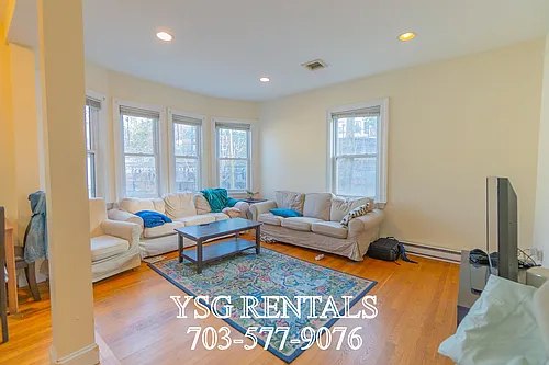 102 Cypress St #1 Photo 1