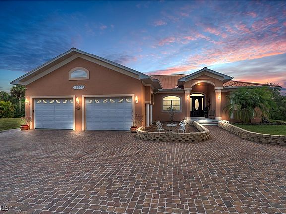 3rd image of 16930 Cypress Creek Dr