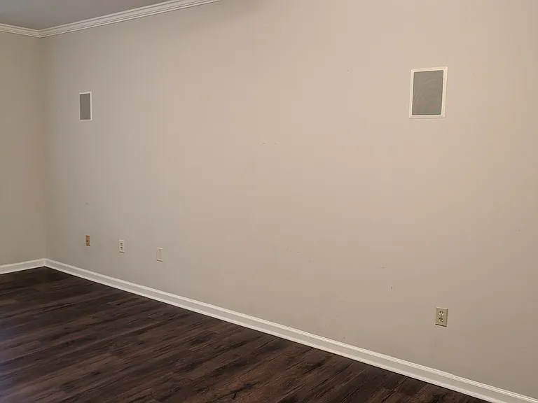 405 W 7th St #410 — Photo 11