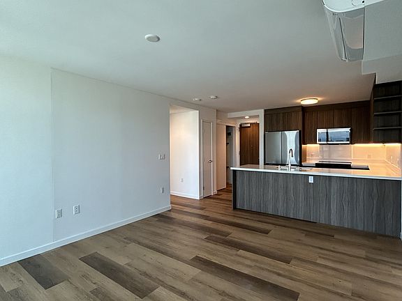2nd image of 1500 Rycroft St #4014
