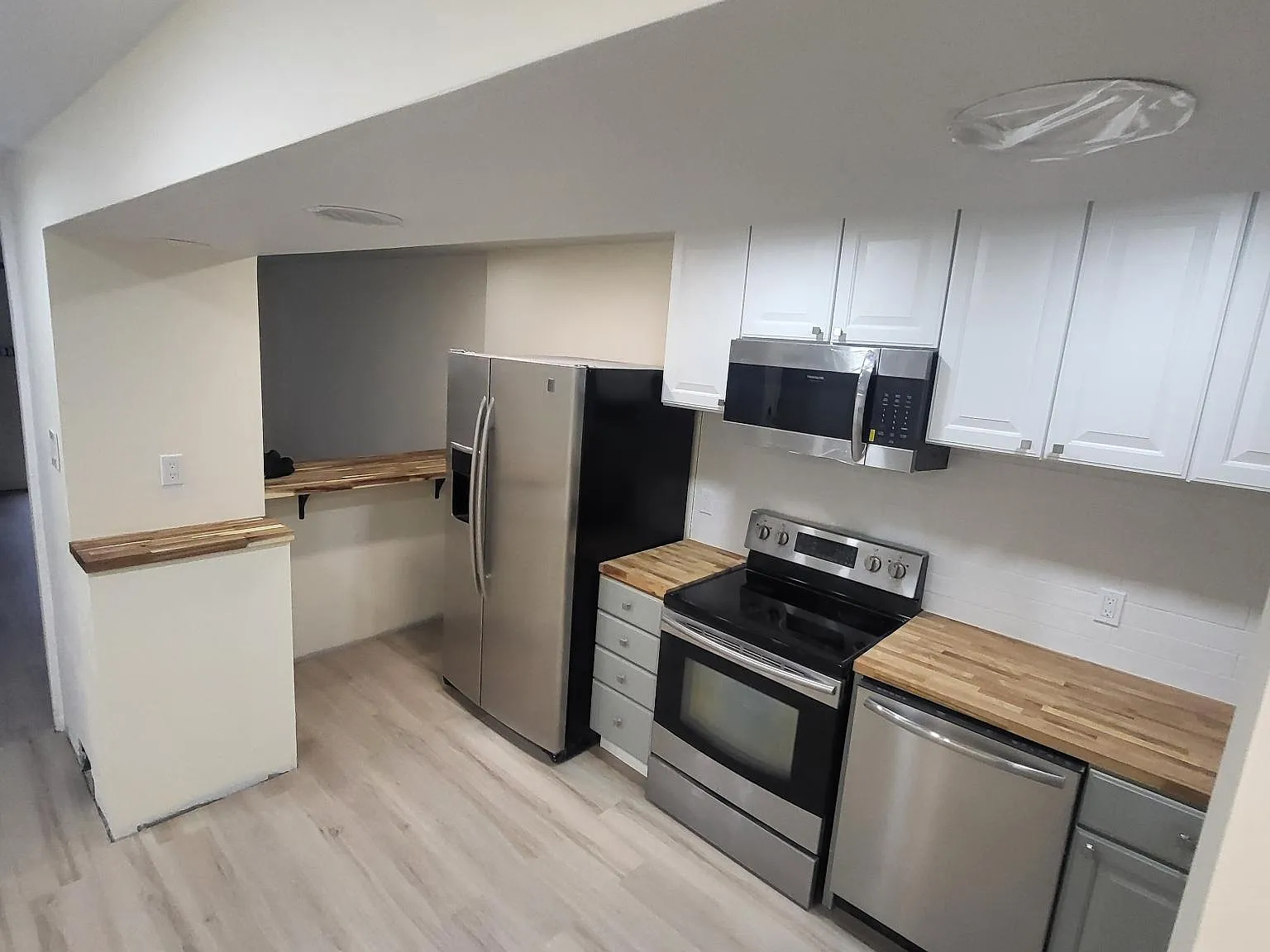 8014 Williams Ave — Photo 3