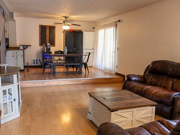 4th image of 7152 2nd St