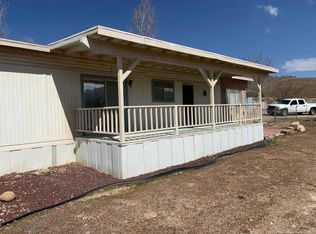 1375 Arabian Dr, Tehachapi, CA 93561