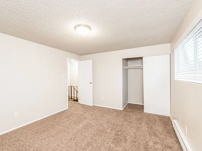 Devonshire Townhomes — Photo 15