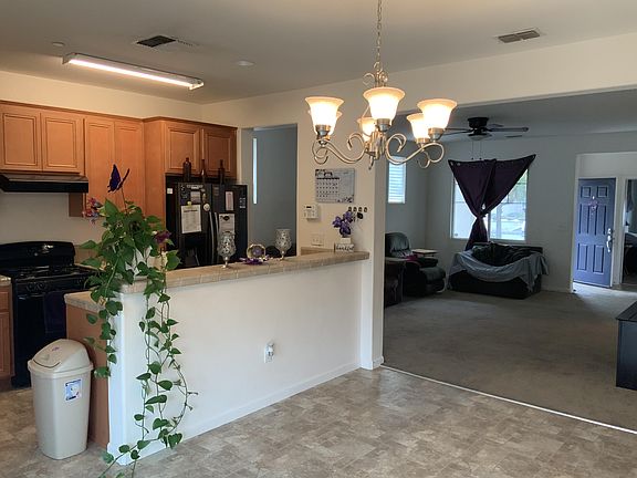4th image of 1134 Leconte Ave
