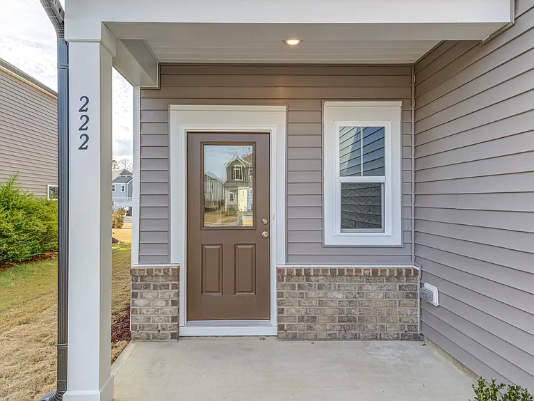 222 Watauga Lake Dr — Photo 8