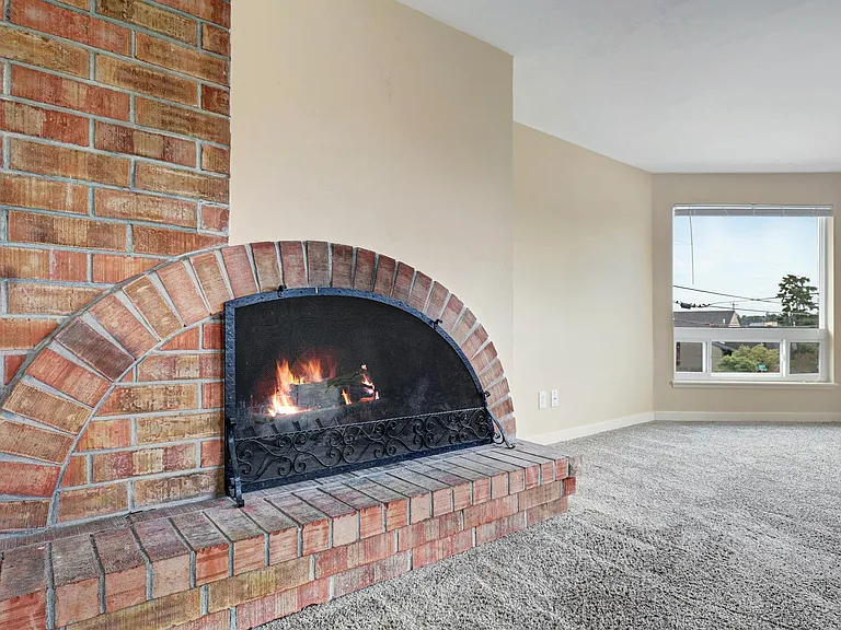 8100 Green Lake Dr N — Photo 14