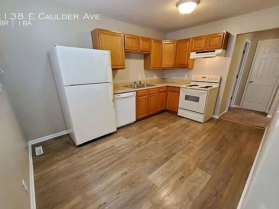 4th image of 2136 E Caulder Ave